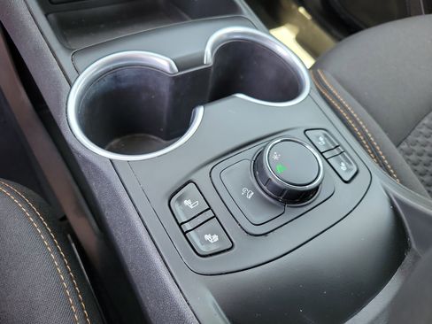 Used 2019 GMC Terrain SLE w/ Driver Convenience Package FWD image 12