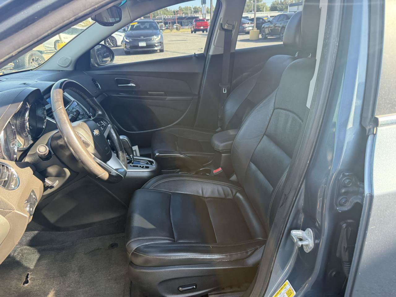 Used 2012 Chevrolet Cruze LT w/ RS Package FWD image 9