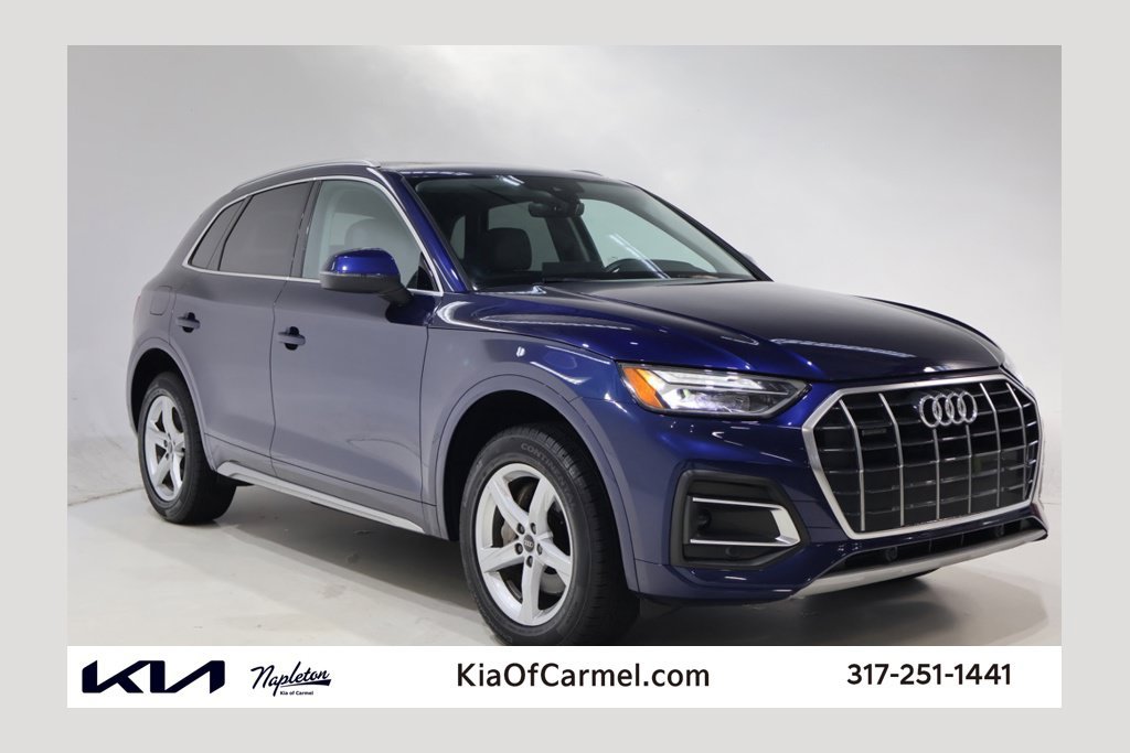 Used 2023 Audi Q5 2.0T Premium w/ Convenience Package AWD/4WD image 1