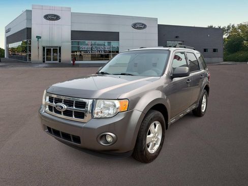 Used 2012 Ford Escape XLT AWD/4WD image 1