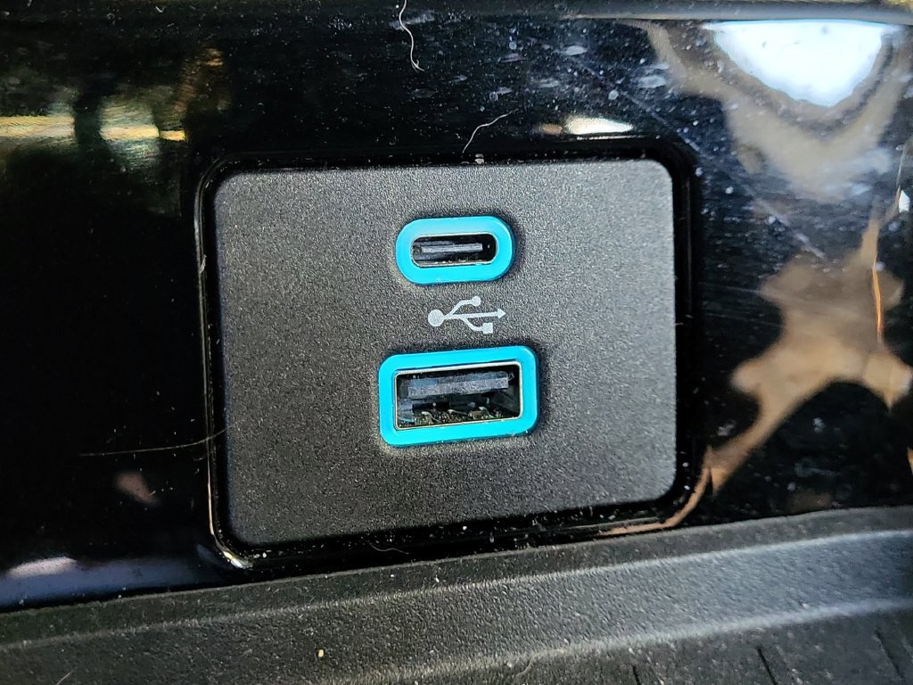 Used 2023 Ford Mustang Mach-E GT AWD/4WD image 27