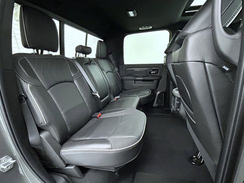 New 2026 RAM 2500 Limited AWD/4WD image 19