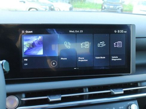 Used 2025 Hyundai Tucson SE image 18