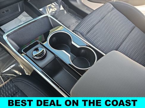 New 2026 Chevrolet Equinox LT w/ Safety and Technology Package FWD image 37