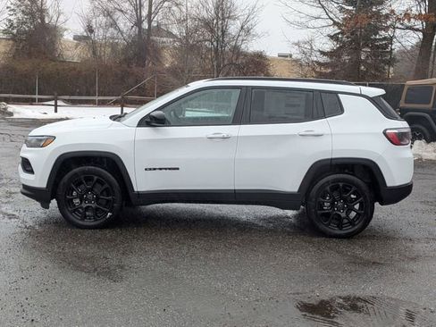 New 2026 Jeep Compass Latitude image 6