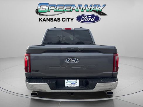 Used 2025 Ford F150 Lariat w/ Equipment Group 501A Mid image 5