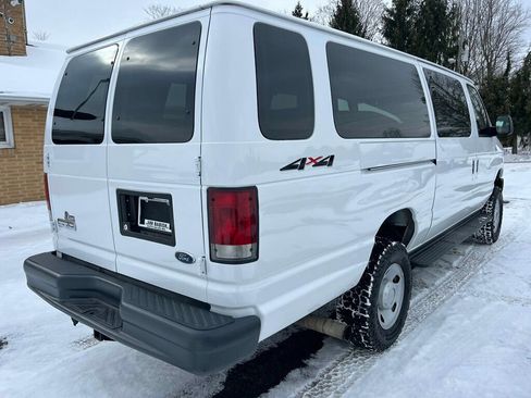 Used 2008 Ford E-350 and Econoline 350 Extended Super Duty image 3