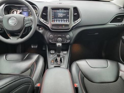 Used 2022 Jeep Cherokee Trailhawk AWD/4WD image 14