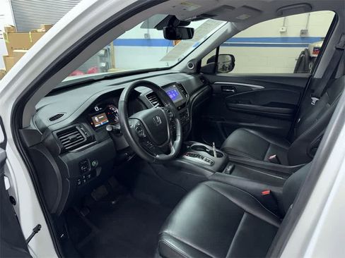 Certified 2023 Honda Ridgeline RTL image 30