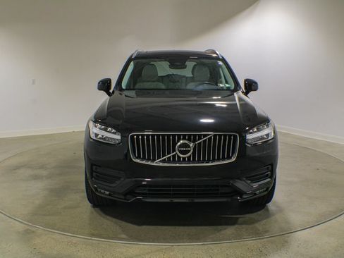 Used 2023 Volvo XC90 B5 Core w/ Climate Package AWD/4WD image 8