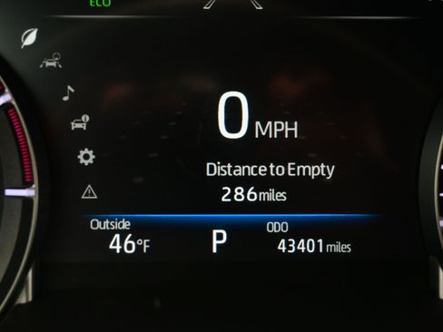 Used 2024 Toyota Highlander LE image 25