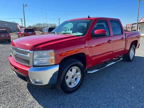 Used 2009 Chevrolet Silverado 1500 LTZ w/ Suspension Package, Off-Road image 2