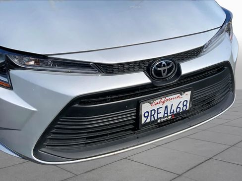 Certified 2025 Toyota Corolla LE FWD image 29