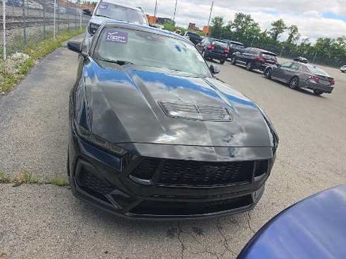 Used 2024 Ford Mustang GT Premium RWD image 3