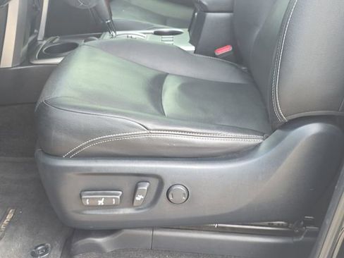 Used 2021 Toyota 4Runner Limited image 28