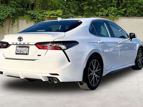 Used 2023 Toyota Camry SE w/ Blackout Package (TMS) FWD image 5