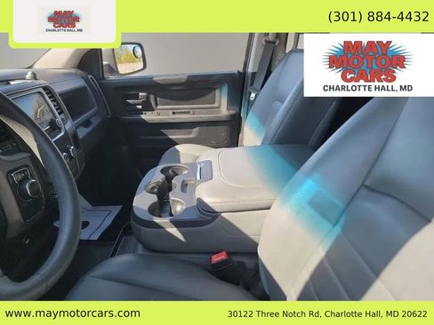 Used 2020 RAM 1500 Tradesman w/ Chrome Appearance Group RWD image 7