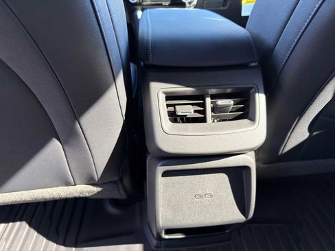 New 2026 Chevrolet Equinox EV LT image 21