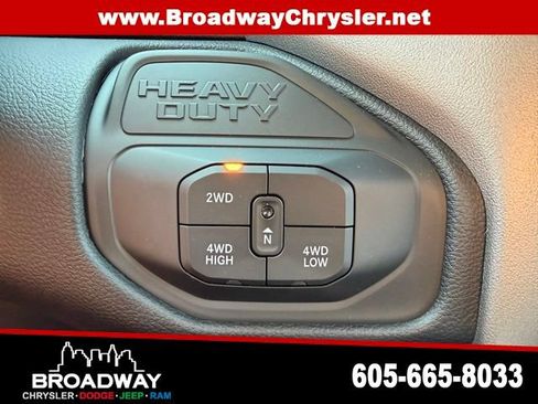 New 2026 RAM 2500 Big Horn AWD/4WD image 18