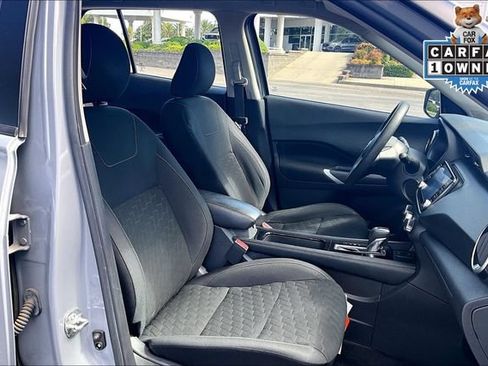 Used 2023 Nissan Kicks SV FWD image 7