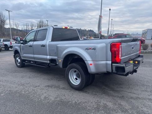 Used 2024 Ford F350 XLT image 7