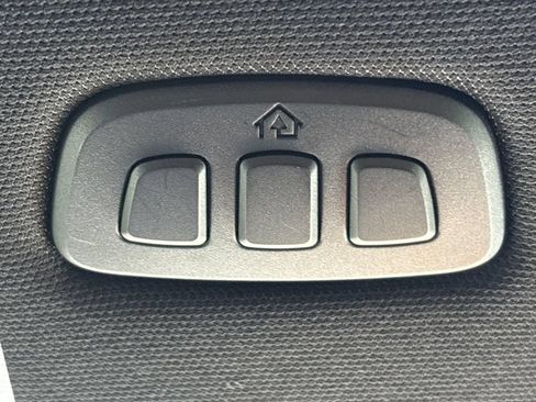 Used 2025 Lincoln Aviator Reserve AWD/4WD image 35