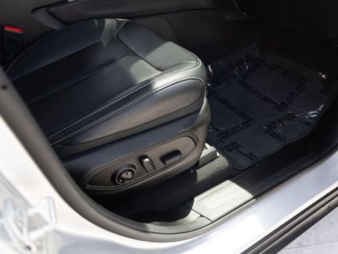 Used 2025 Jeep Grand Cherokee L Limited w/ Luxury Tech Group II AWD/4WD image 30