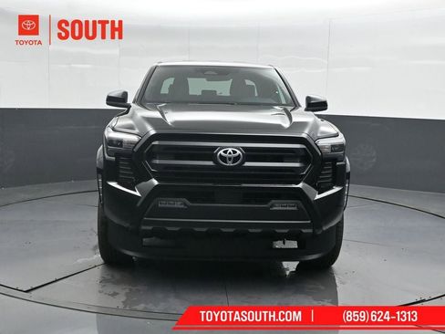 New 2026 Toyota Tacoma SR5 image 5