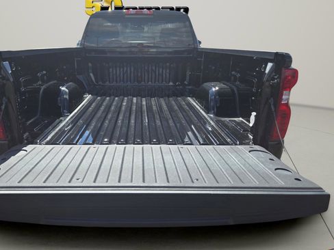 Used 2021 Chevrolet Silverado 1500 W/T w/ WT Value Package image 9