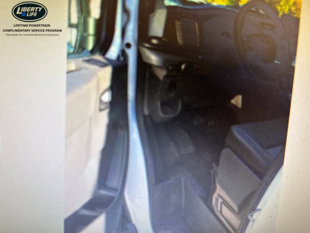 Used 2024 Ford Transit 350 XLT RWD image 4