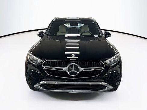 Certified 2026 Mercedes-Benz GLC 300 image 2