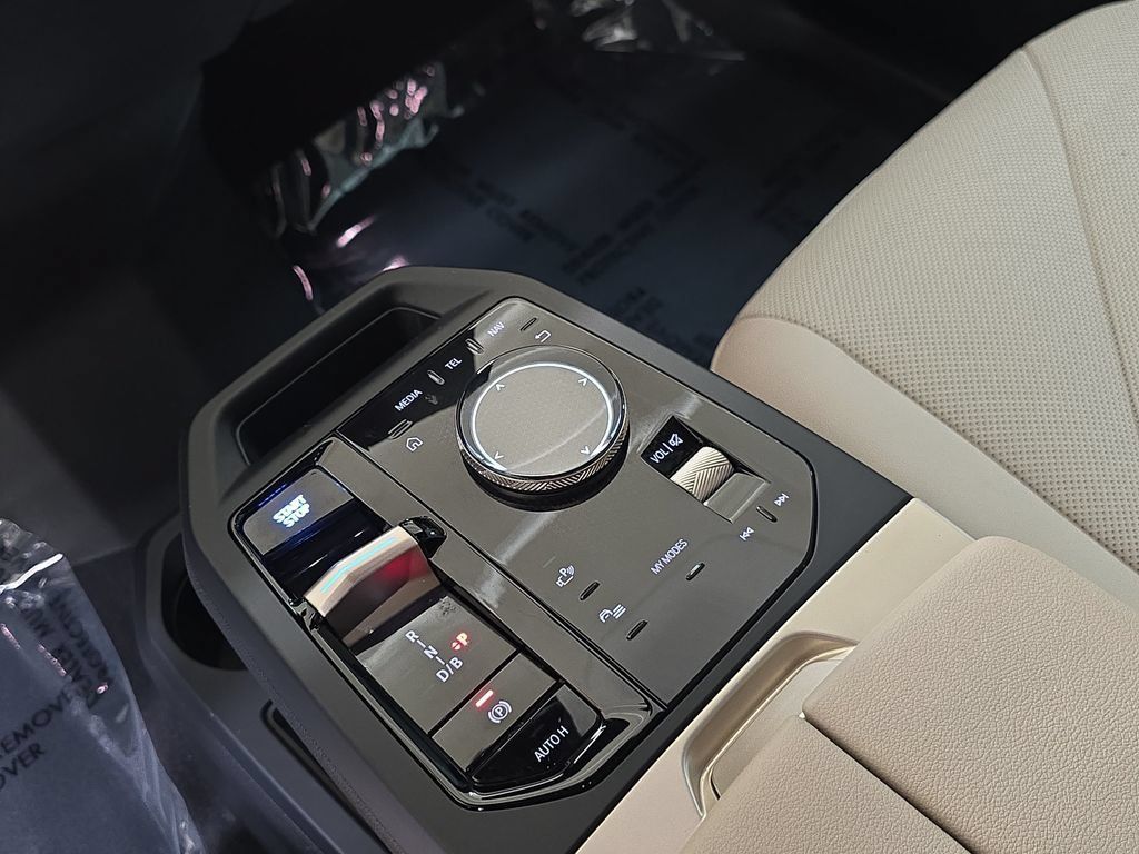 Certified 2024 BMW iX xDrive50 w/ Sport Package AWD/4WD image 26