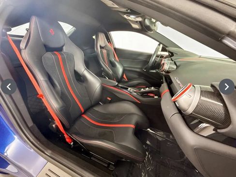 Used 2019 Ferrari 812 Superfast RWD image 7