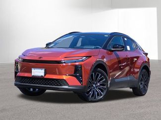 New 2026 Toyota C-HR AWD/4WD video 1