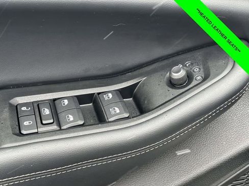 Used 2024 Jeep Grand Cherokee L Altitude image 11