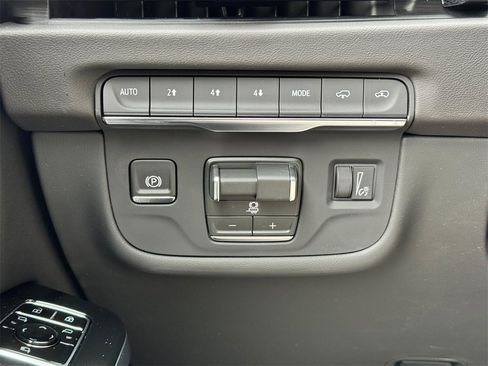 New 2026 Cadillac Escalade ESV Sport image 34