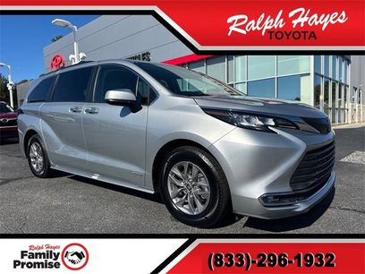 Certified 2021 Toyota Sienna XLE