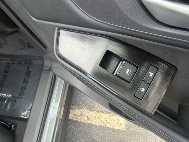 Used 2026 Nissan Rogue SV FWD image 28