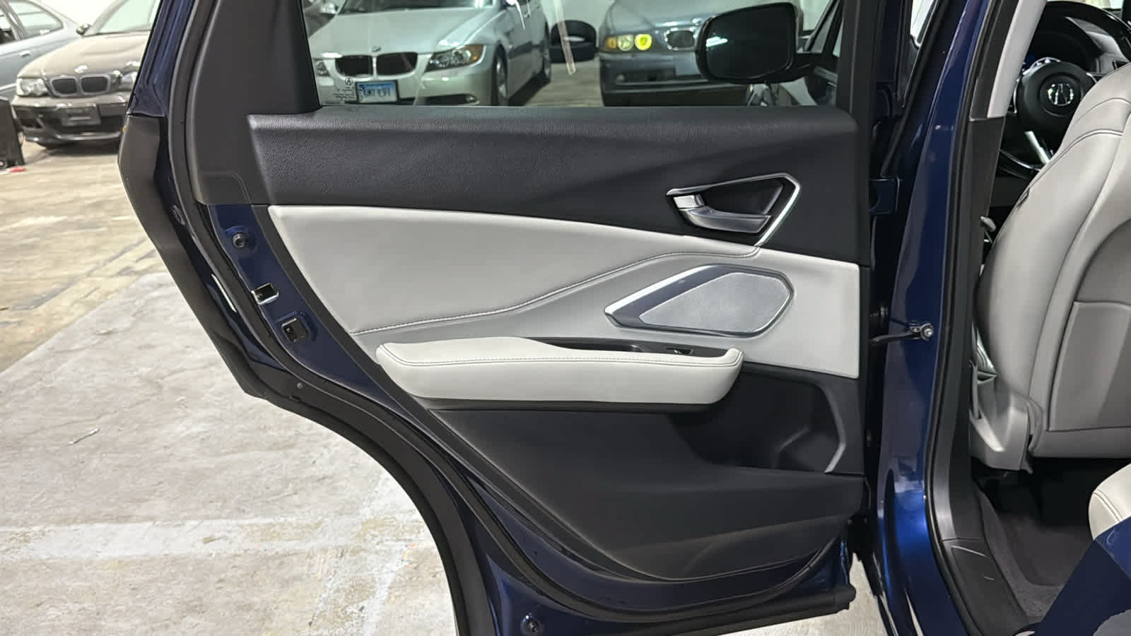 Used 2020 Acura RDX w/ Technology Package AWD/4WD image 20