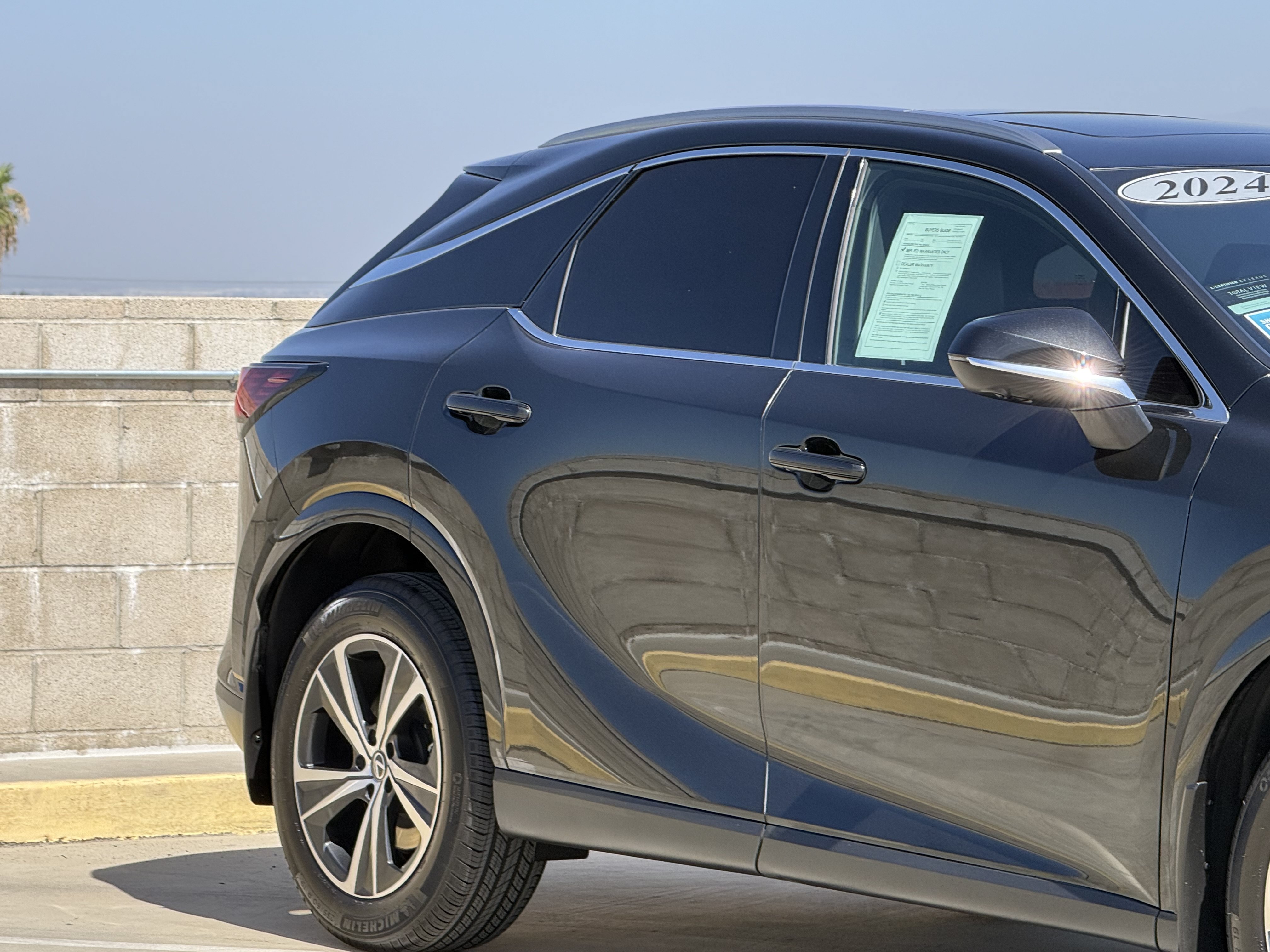 Used 2024 Lexus RX 350 Premium w/ Convenience Package FWD image 5