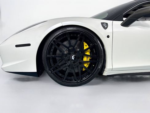 Used 2010 Ferrari 458 Italia Coupe RWD image 35