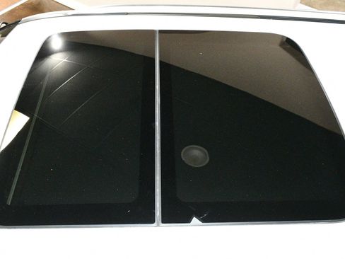 Used 2020 Ford Explorer Limited w/ Class III Trailer Tow Package image 49