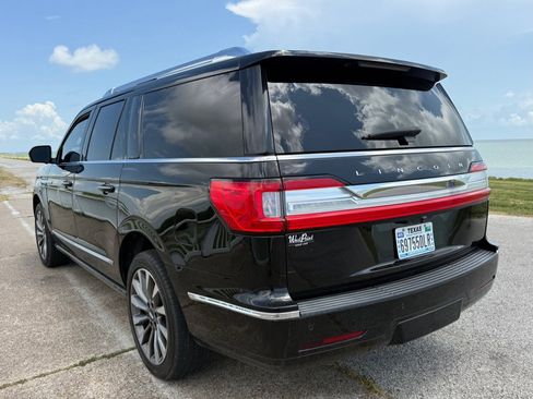 Used 2020 Lincoln Navigator L Reserve RWD image 7