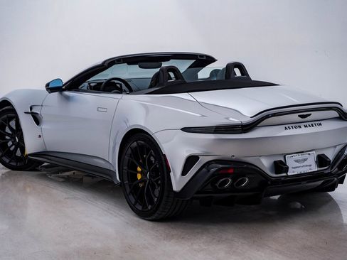 New 2026 Aston Martin V8 Vantage Roadster image 12