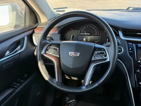 Used 2019 Cadillac XTS Luxury image 13