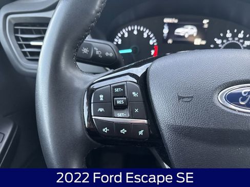 Certified 2022 Ford Escape SE w/ Convenience Package image 19