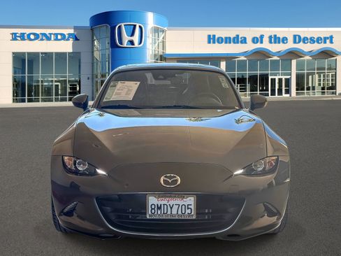 Used 2019 MAZDA MX-5 Miata RF Grand Touring image 2