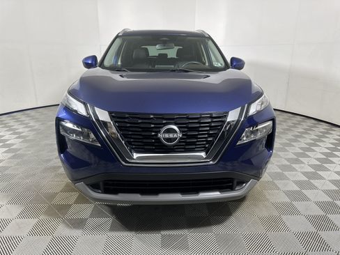 Used 2023 Nissan Rogue SV w/ SV Premium B Package AWD/4WD image 2