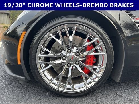 Used 2016 Chevrolet Corvette Z06 w/ 2LZ Preferred Equipment Group image 2