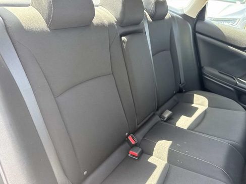 Used 2019 Honda Civic EX image 9